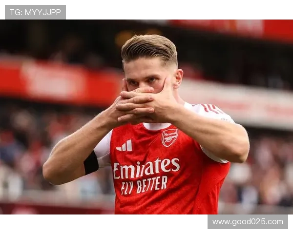 约克雷斯表现低迷射门无威胁多次对抗失利仅获评分五点八